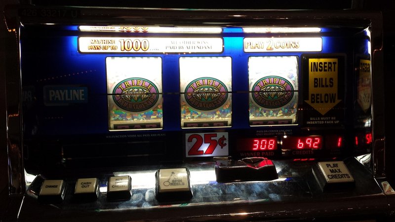 Kisah Nyata Pemenang Jackpot Progresif Slot Online: Mengubah Hidup dalam Satu Putaran Spin Keberuntungan yang Tak Terduga